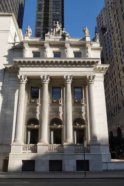 Commercial Litigation Lawyer in New York — New York